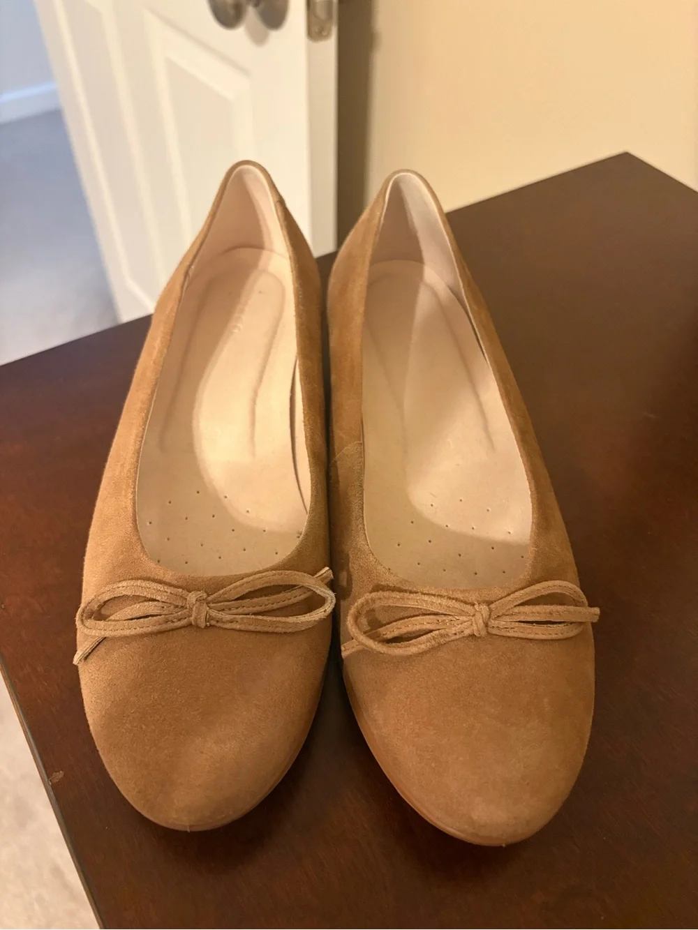 Ecco Women's Suede Ballet Flats in tan